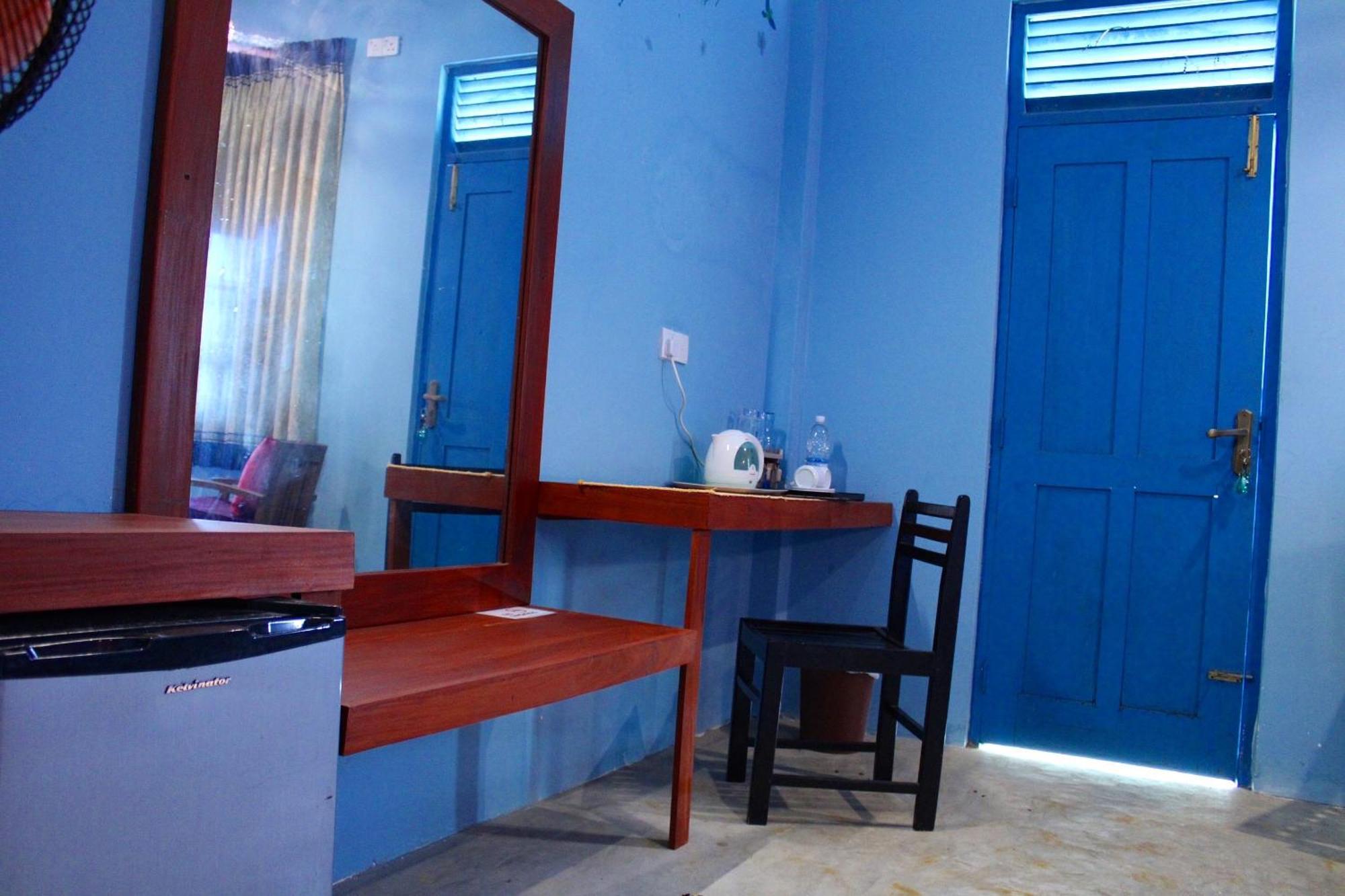 Raj Mahal Inn Wadduwa Exterior photo